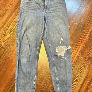 Abercrombie & Fitch Curve Love Mom Jeans - High Rise